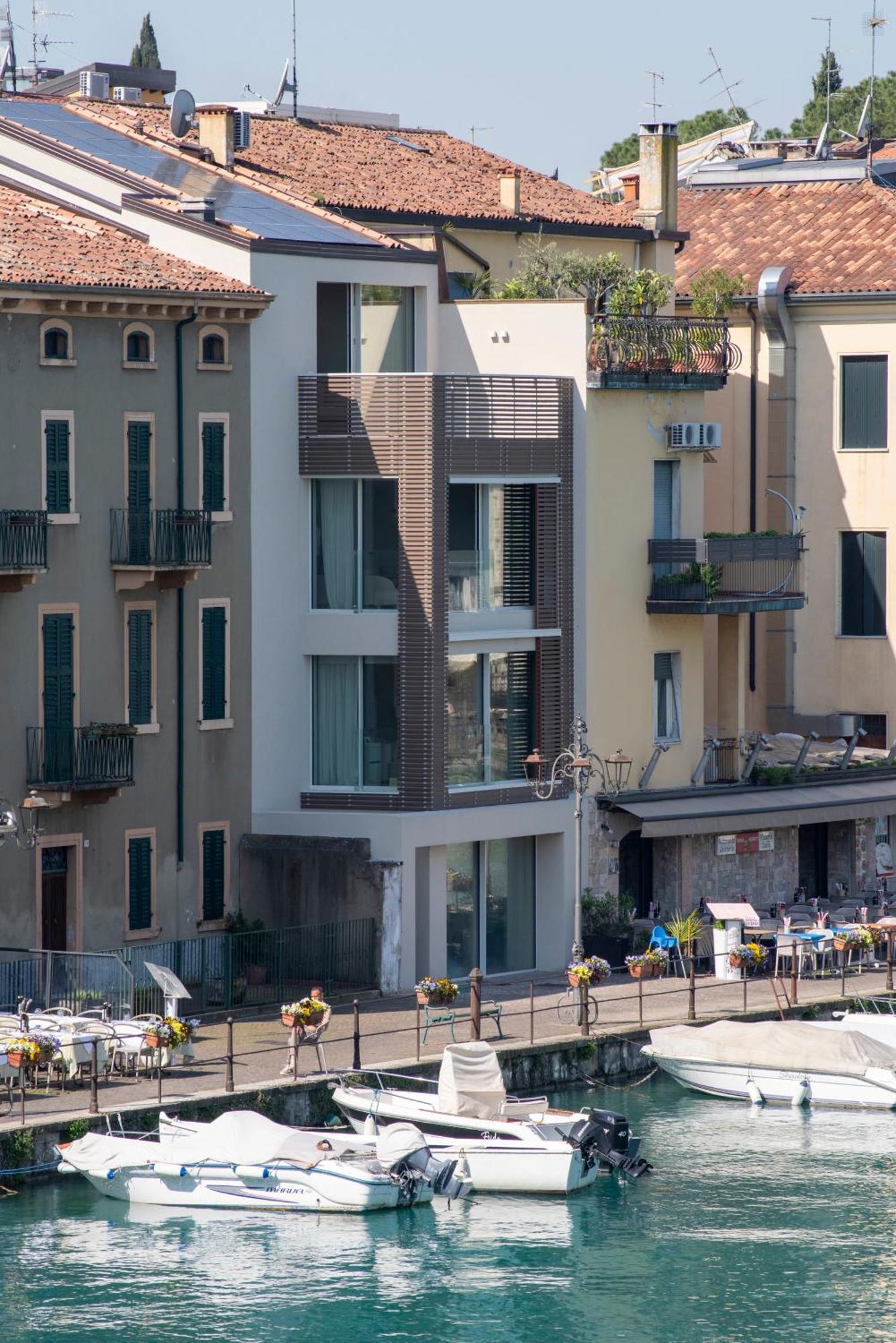Palazzo Cordigero - Apartments Peschiera del Garda Eksteriør billede