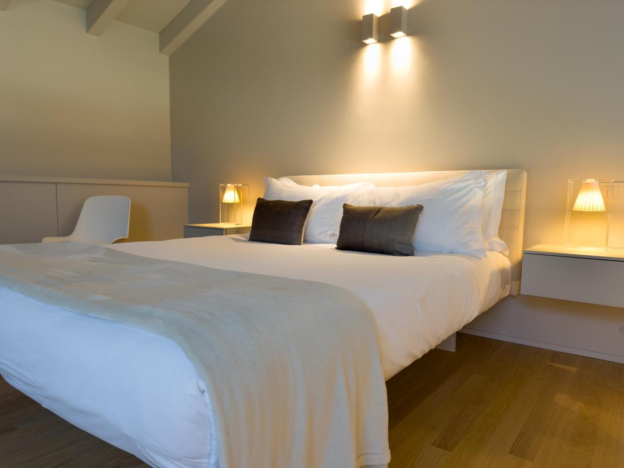 Palazzo Cordigero - Apartments Peschiera del Garda Eksteriør billede