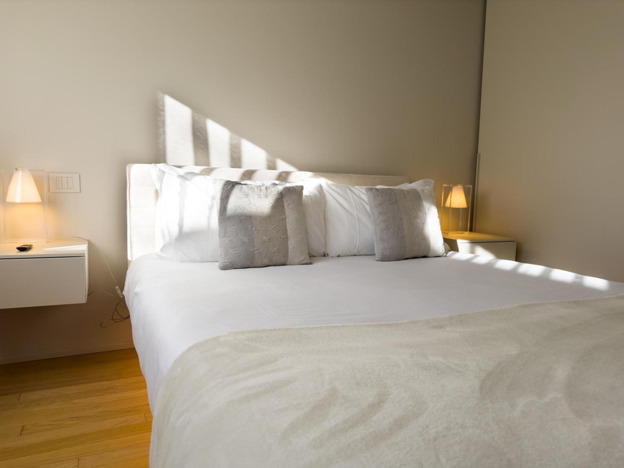 Palazzo Cordigero - Apartments Peschiera del Garda Eksteriør billede